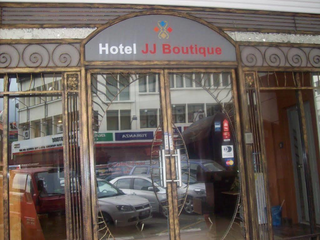 Jj Boutique Hotel - Damansara Perdana เปอตาลิงจายา ภายนอก รูปภาพ