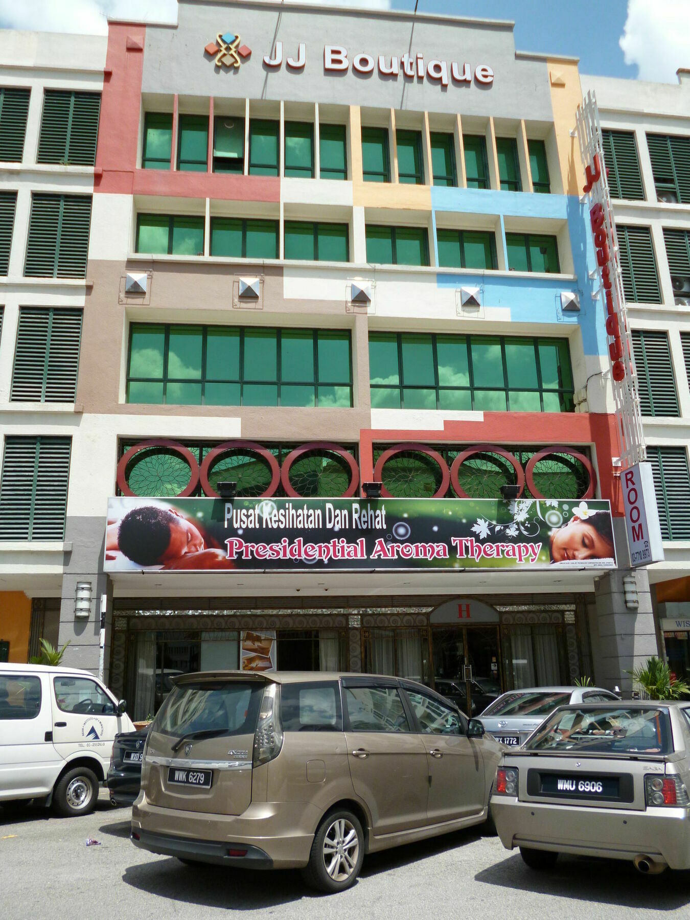 Jj Boutique Hotel - Damansara Perdana เปอตาลิงจายา ภายนอก รูปภาพ